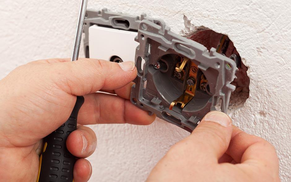 je recherche un électricien Beauvais